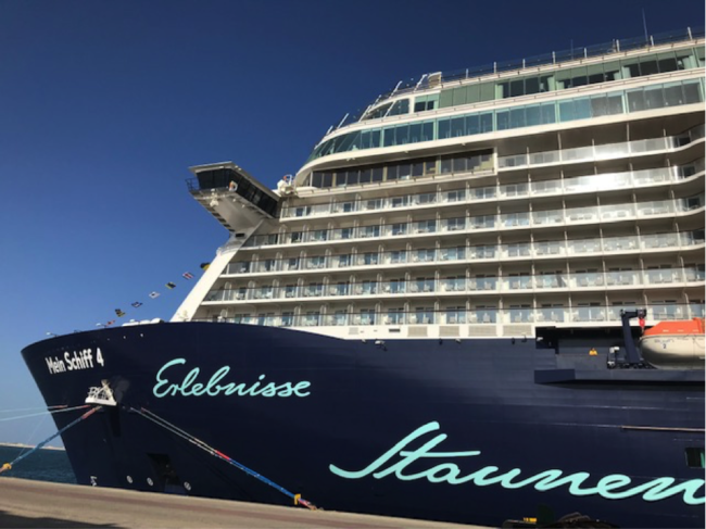 Mein Schiff 4