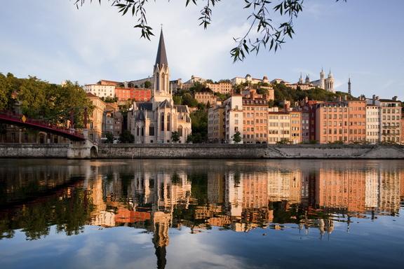 Vieux-lyon-st-georges_5910-credit-tristan-deschamps_onlylyon-tourisme-et-congres_576x384